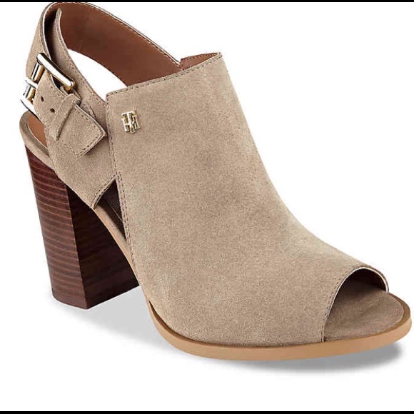 Tommy Hilfiger Shoes - NWT Tommy Hilfiger Taupe Suede Peppy Block Heel